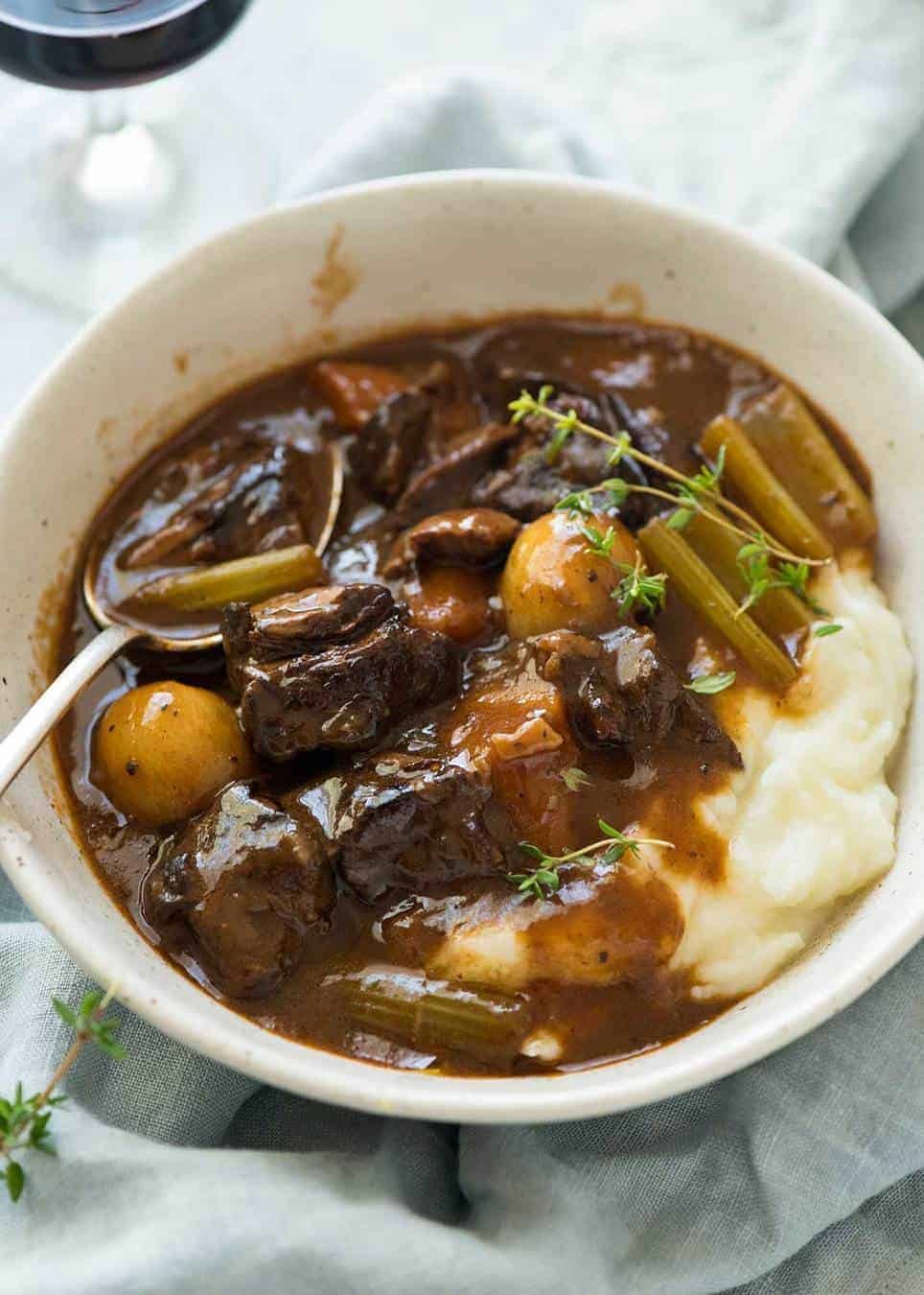 Deep Flavor Beef Stew: Chuck Roast, Red Wine, & Searing Secrets